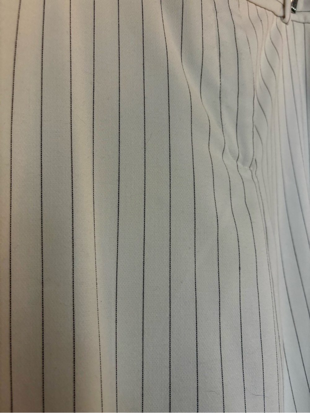 Abercrombie & Fitch Women's Cream Pinstripe Wide-Leg Sloane Trousers - Picture 4 of 9